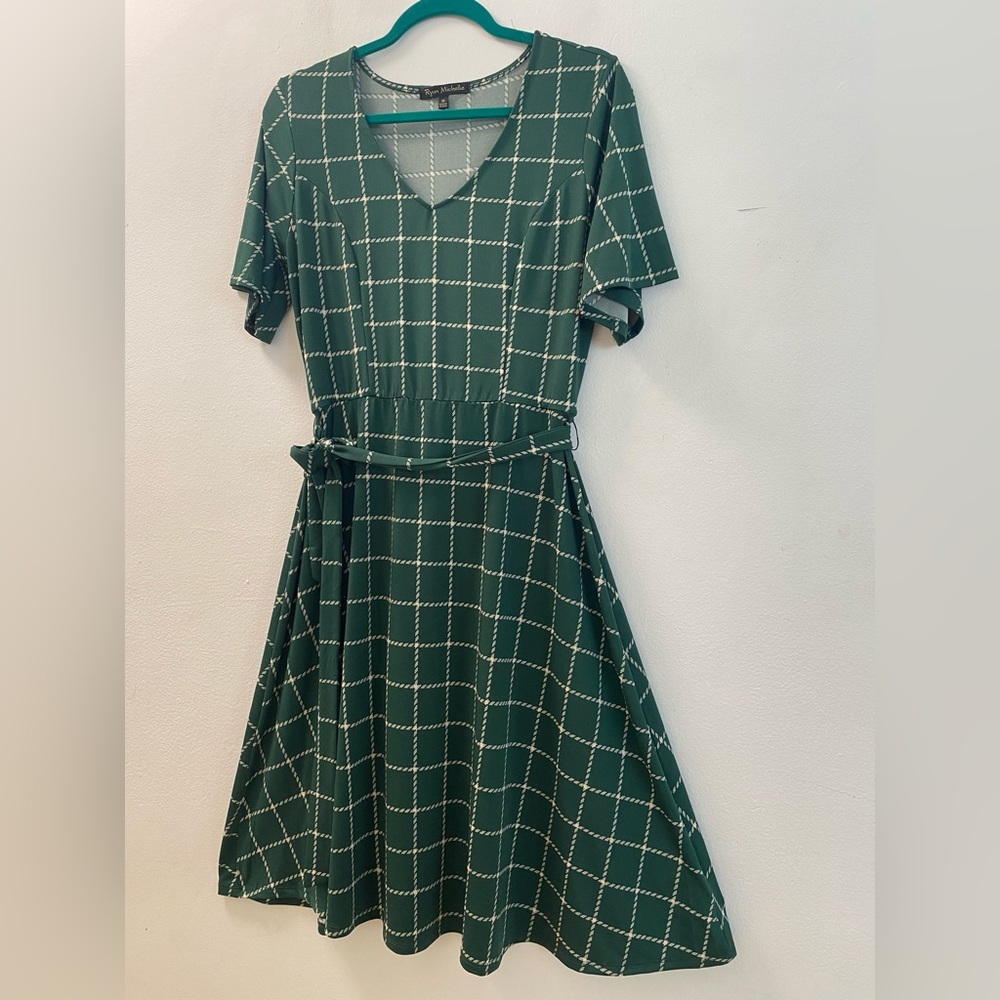 Women's business casual dress